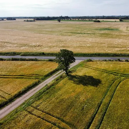 Hyggeligt Hus Pa Landet Lägenhet Ansager
