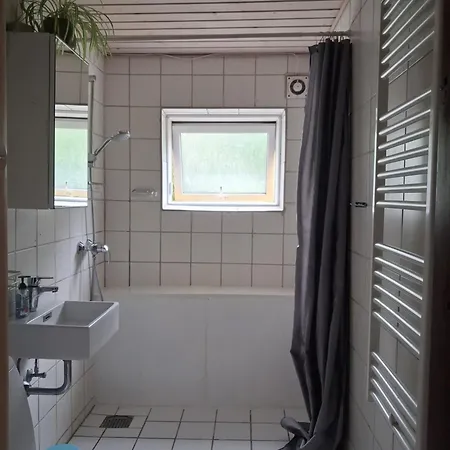 Apartment Hyggeligt Hus Pa Landet Ansager